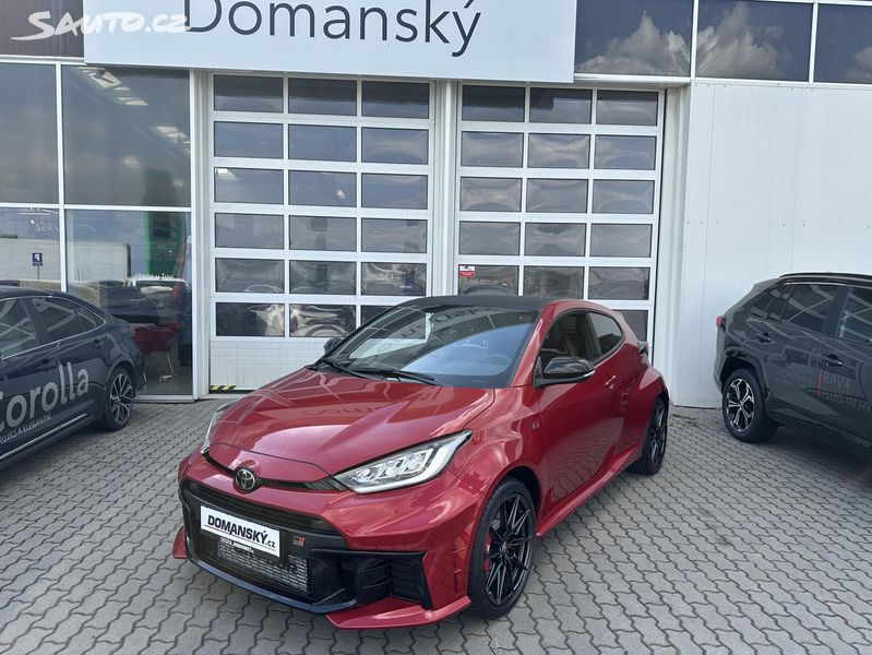 Toyota GR Yaris, 1.6 T-6/MT DYNAMIC VIP